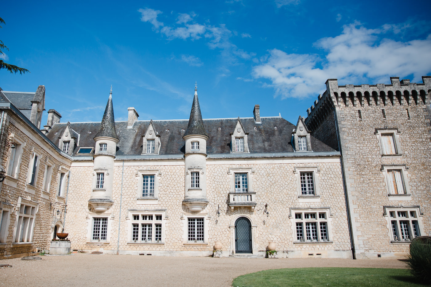 Chateau de la Couronne Wedding Venue