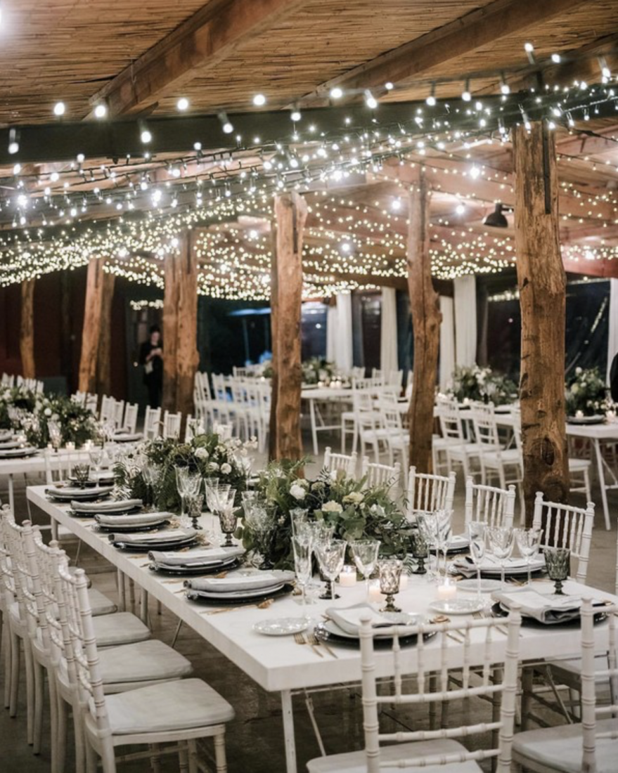 How To Decorate Barn Wedding Venues